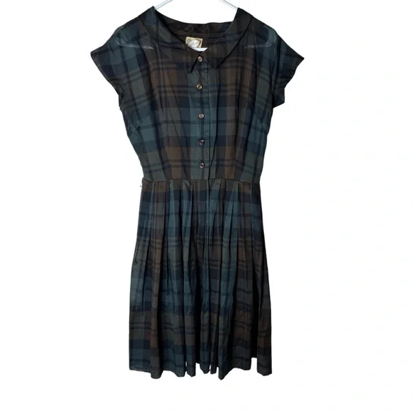 American Golfer | Dresses | Vintage 941950s Green Brown Plaid Peter Pan  Collar Button School Girl Dress | Poshmark